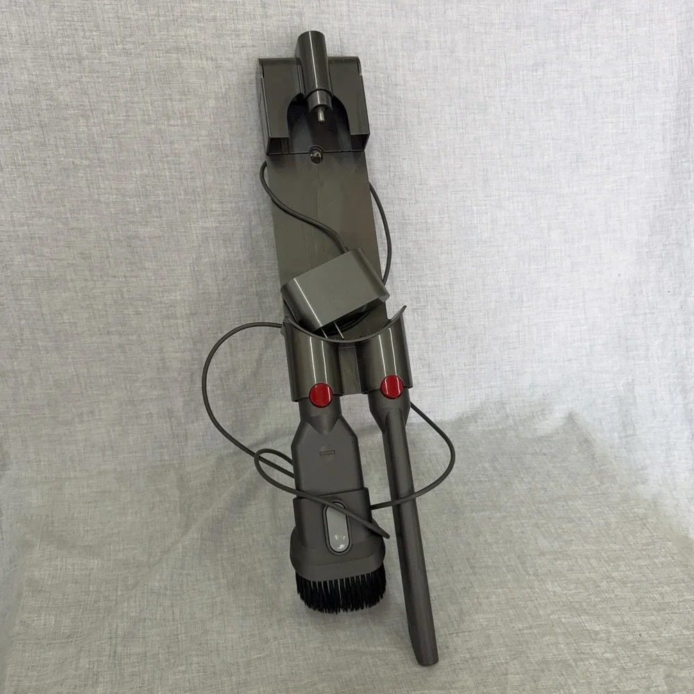 Genuine Dyson V8 V7 Wall Mount Charging Docking Station Charger 2 Tool Bundle